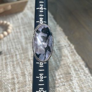 Sterling Silver Gray and Black Marbled Oval Stone Ring Size 6.5